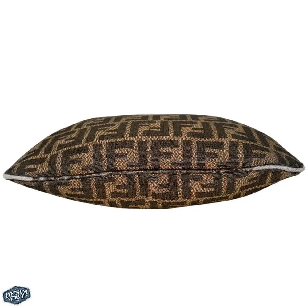 FENDI Women’s Brown/Black Zucca Canvas‎ Shoulder Bag/Purse
